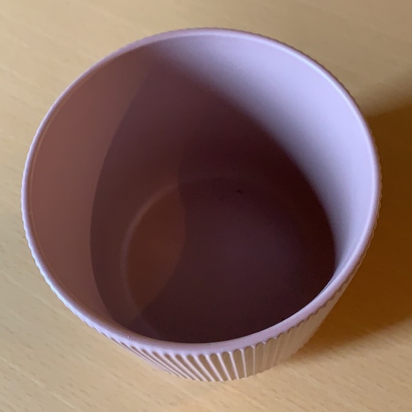 IKEA Gradvis Pink Plant Pot - Picture 2 of 2